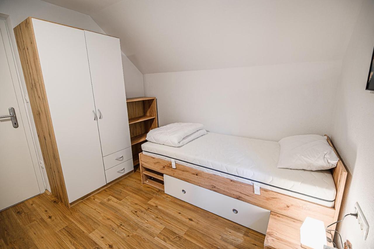 Holiday Home Kozorog Бохінь Екстер'єр фото